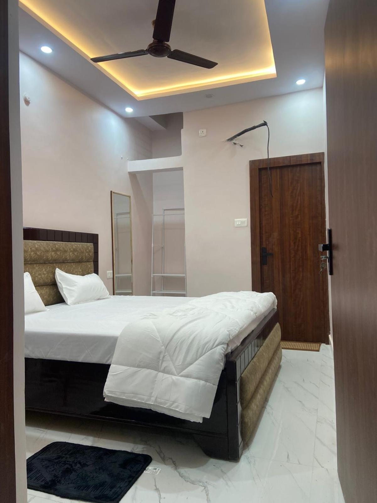 Nirmal Niwas Varanasi Exterior foto